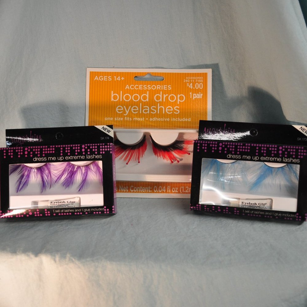 mixed bundle lot of 3 false eyelashes feather NIB blue purple red/black (35)